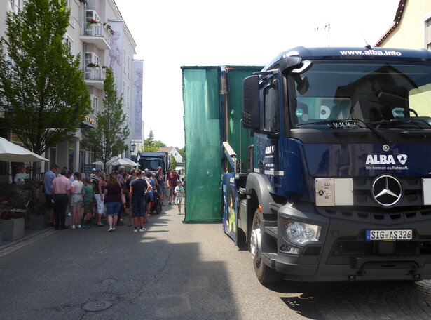 Happy Family Day Wirtschaft Firma ALBA