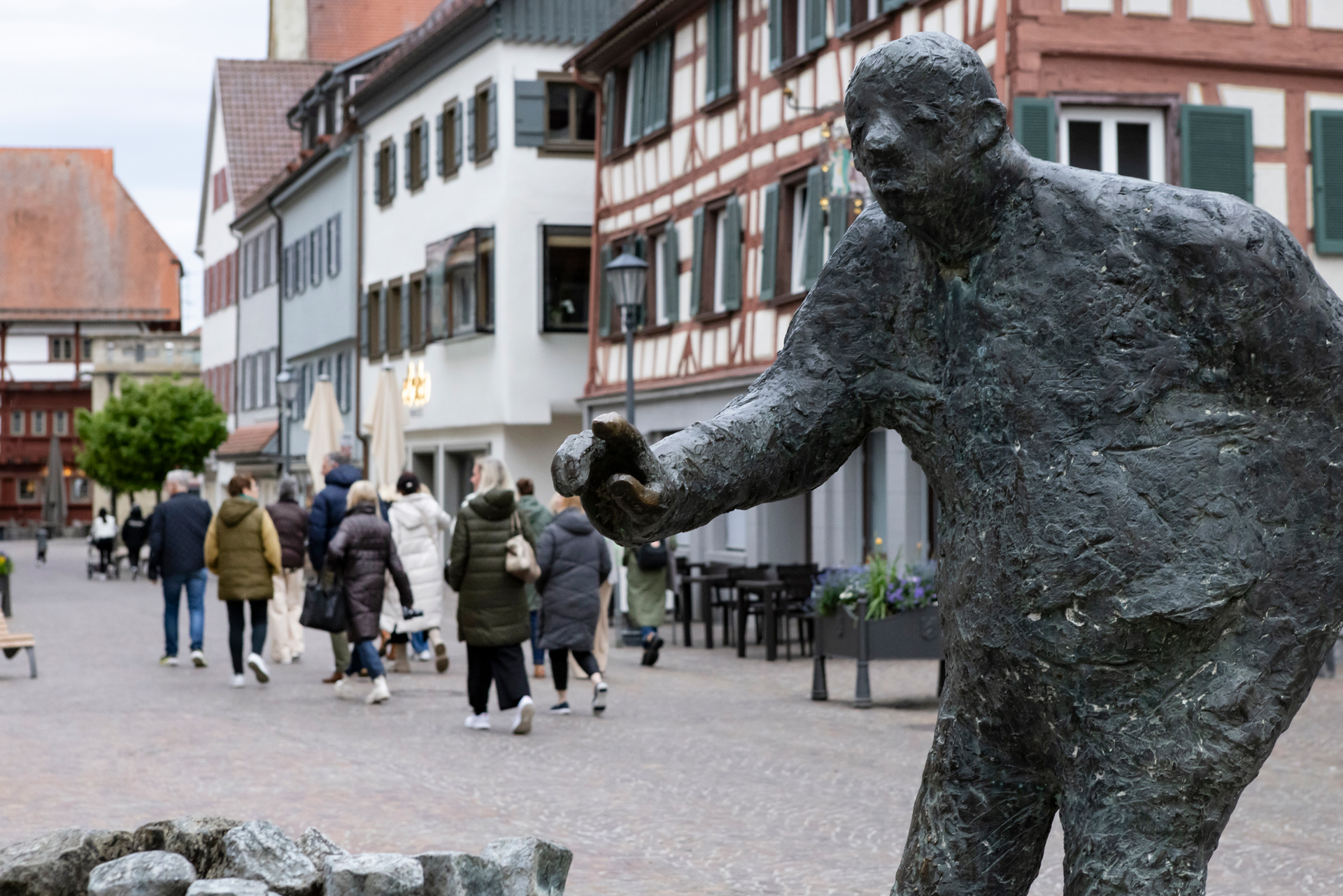 Gruppe bei der Stadtführung durch Bad Saulgau