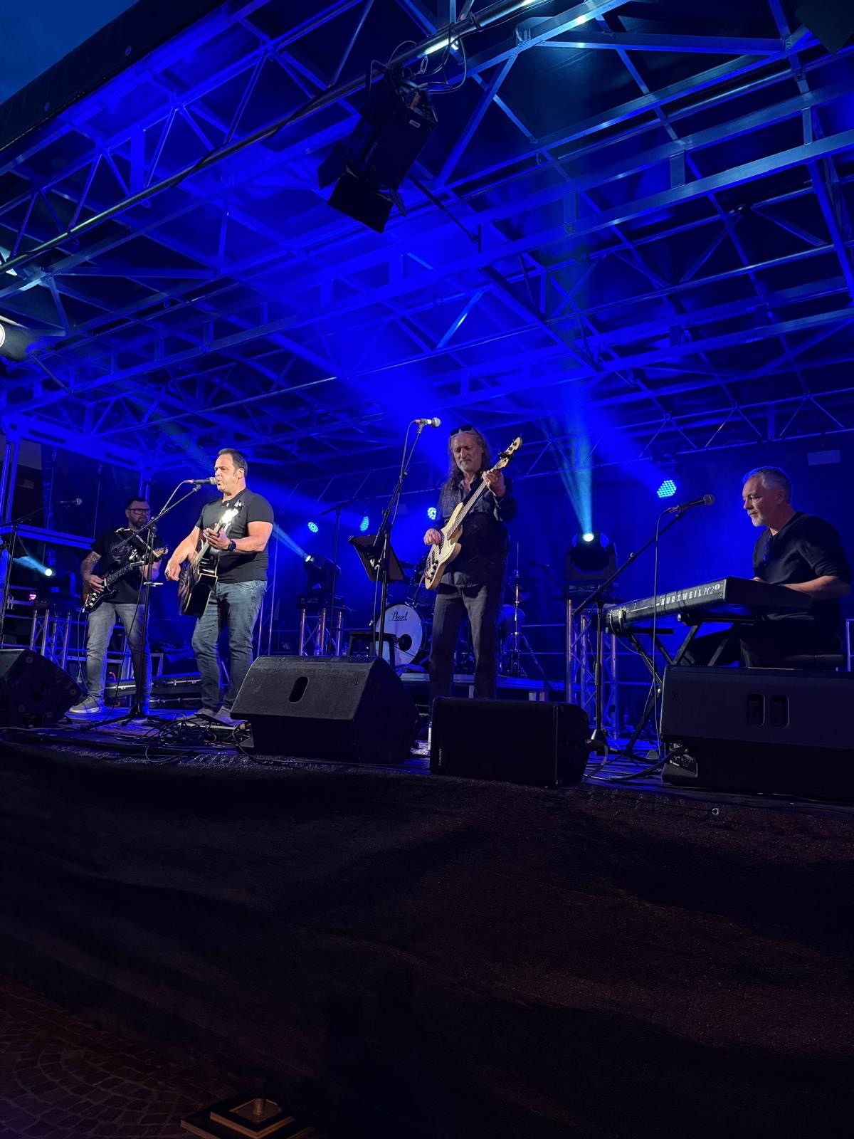 Band Outbreakers | Happy Summer Night 2026